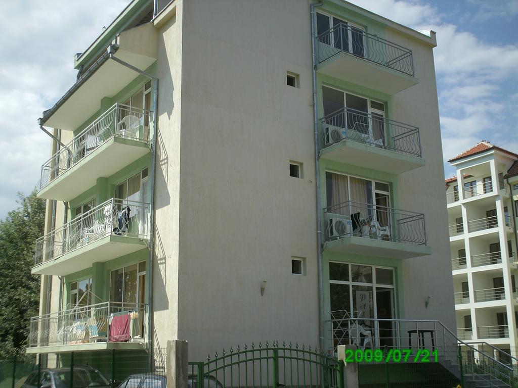 Guest House Paskal 阳光海滩 外观 照片